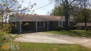 107 Williamson St, Winder, GA 30680-2336