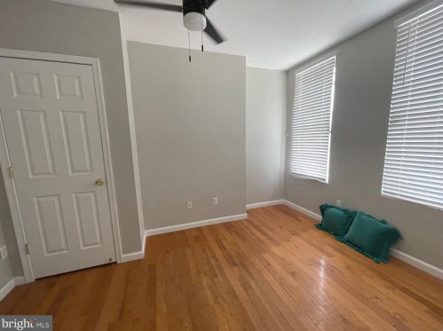 2129 10th St, Philadelphia PA 19148-4425 exterior