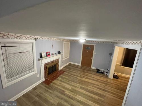 11604 Bustleton Ave, Philadelphia, PA 19116-2514