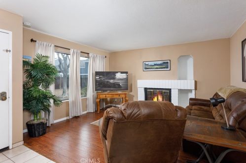 26317 Grove Cir, El Toro, CA 92630-6571