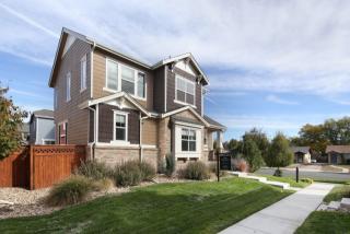 390 Dallas St, Denver, CO 80230-6551