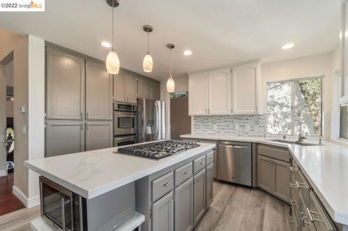 1109 River Bend Ct, Folsom, CA 95630-2018