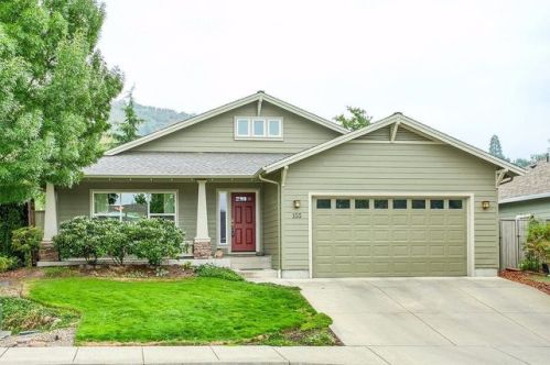155 Deborah Dr, Talent, OR