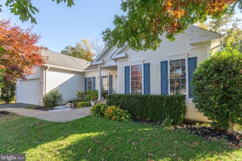 335 Portland Dr, Fredericksburg, VA 22405-2135