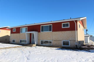 2026 4th St, Minot ND  58703-1034 exterior