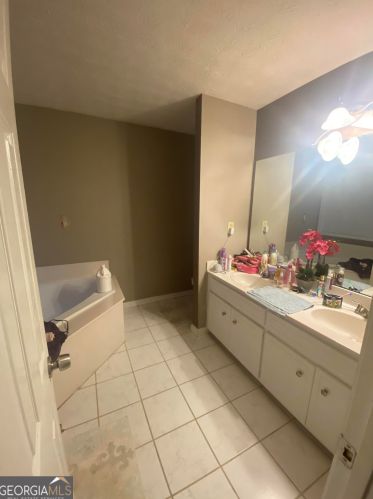 412 Northwind Way, Stockbridge GA  30281-6252 exterior