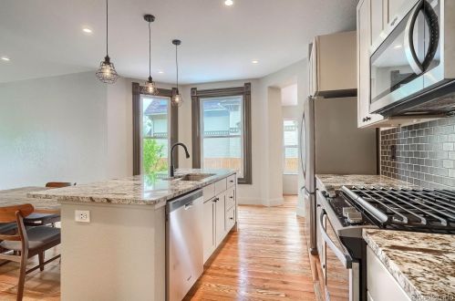 151 Lincoln St, Denver CO  80209-1629 exterior