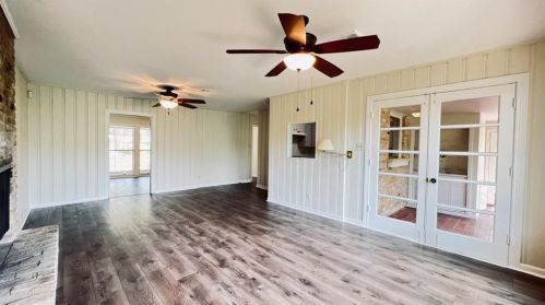4906 Beverly Hills Dr, Austin TX  78731-4702 exterior