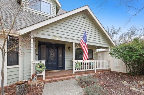 1329 Oak Creek Ct, Folsom, CA 95762-3800