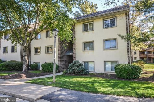 5041 Green Mountain Cir, Columbia MD  21044-2449 exterior