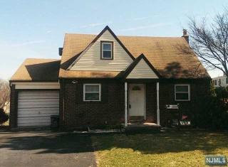 26 Blue Ridge Rd, Lodi, NJ 07644-2007