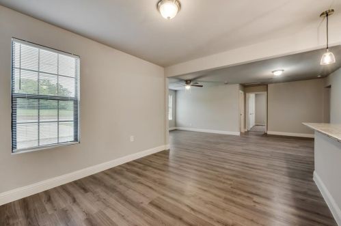 2732 Stark St, Fort Worth TX  76112-6555 exterior