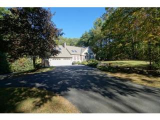 3 Collins Brook Rd, Windham, NH 03087-1839