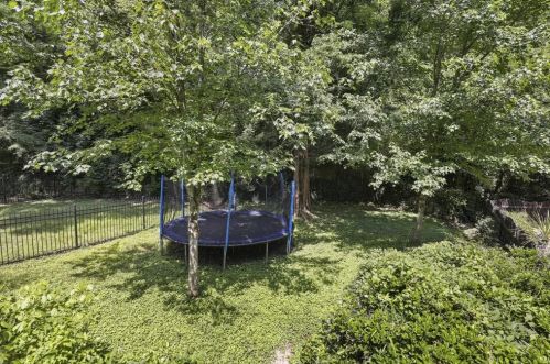 1520 Markan Dr, Atlanta GA  30306-2226 exterior