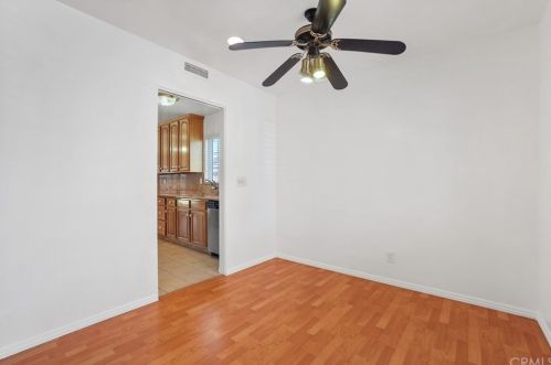 527 Hampton St, Anaheim CA  92801-3102 exterior