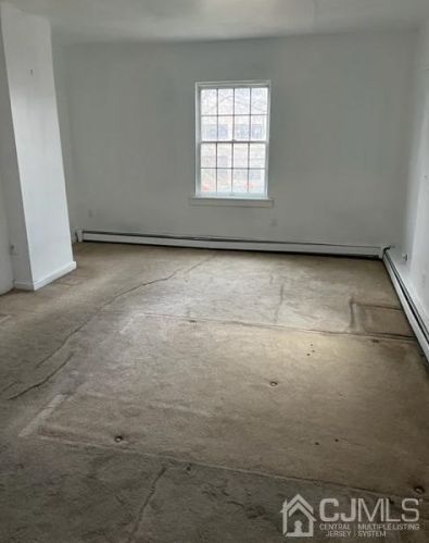 513 Stuyvesant Ave, Trenton NJ  08618-4123 exterior