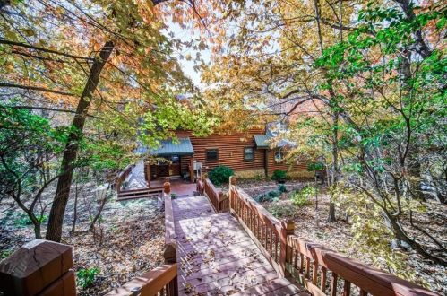 412 Indian Trl Dr, Big Canoe GA  30143-0028 exterior