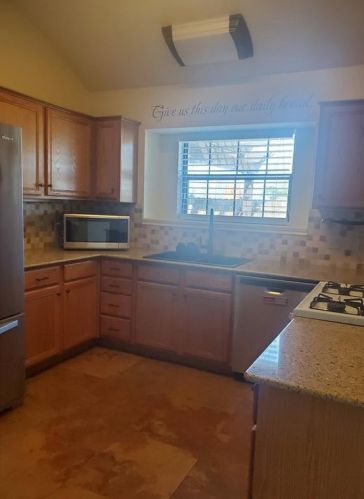 1171 Thomas Dr, Angleton TX  77515-3063 exterior