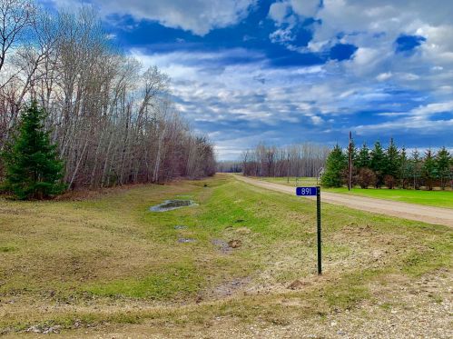 891 Winter Dr, Hackett, MN 56623-3065