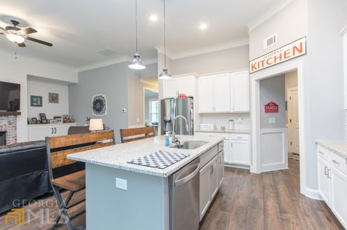 2368 Cotton Gin Row, Jefferson GA  30549-8811 exterior