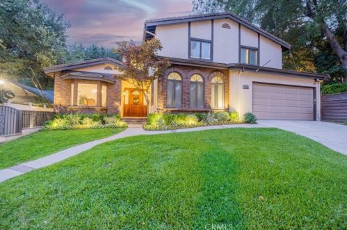 1566 Hillside Dr, Glendale CA  91208-2456 exterior