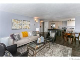 1155 Ash St, Denver CO 80220-3730 exterior