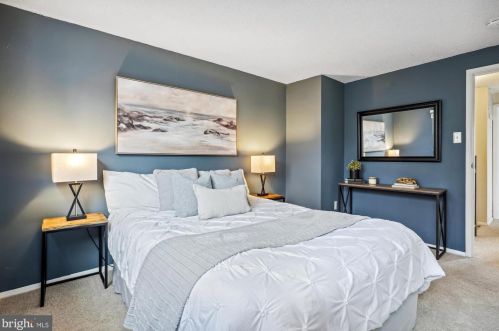 8675 Hickory Ridge Ct, Springfield VA  22153-3703 exterior