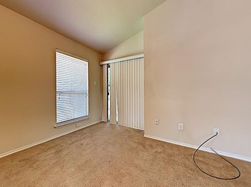 6032 Melanie Dr, Fort Worth TX  76131-1620 exterior