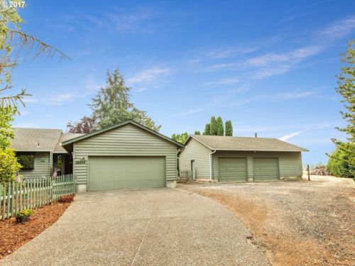 23220 Bluegrass Ln, Estacada, OR 97023-8682