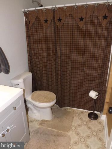 348 Ponds Ct, Berkeley Springs WV  25411-6514 exterior