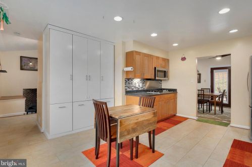 315 Beaumont Rd, Silver Spring MD 20904-1077 exterior