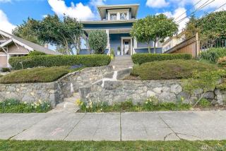 114 55th St, Seattle, WA 98105-3734