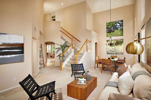 2238 Masters Rd, Carlsbad, CA 92008-3845