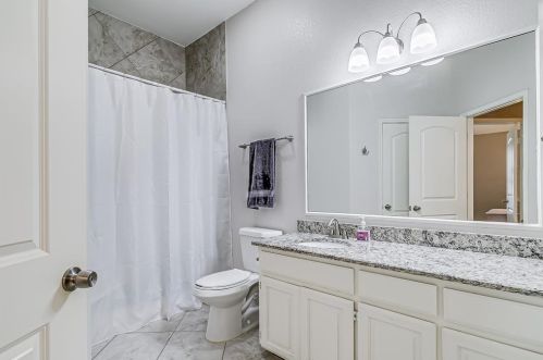 7308 Spring Oak Dr, North Richland Hills TX  76182-3708 exterior