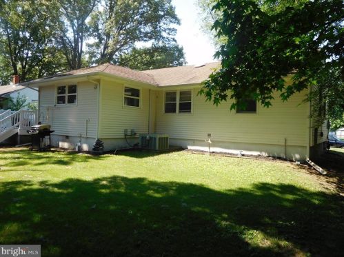 41 Evergreen Ave, Gloucester, NJ 08031-1368