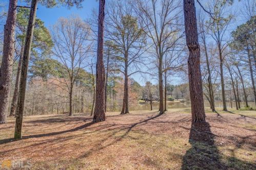 157 Ball St, Jackson, GA 30233-2501
