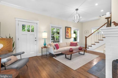 8409 Grove St, Silver Spring MD 20910-4761 exterior