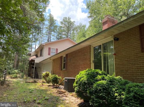 1018 St Frances Ave, Mineral, VA 23117-5155