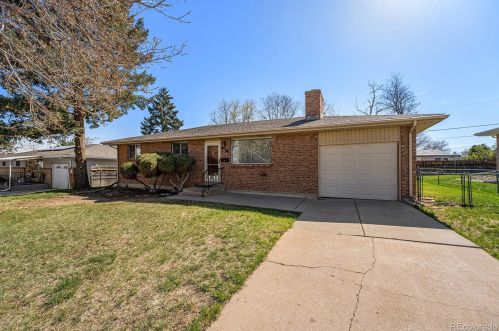 444 Worchester Way, Denver, CO 80012-2453