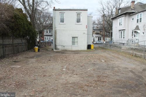 1615 State St, Trenton NJ 08609-1854 exterior