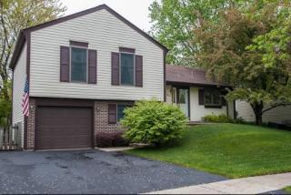 251 Polk Ct, Hanover Park, IL 60103-5033