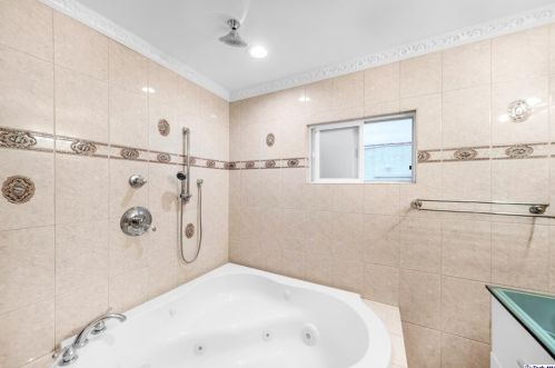 809 Lomita Ave, Glendale CA  91205-1617 exterior