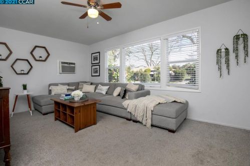 1829 Noemi Dr, Concord CA  94519-1445 exterior