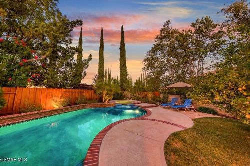 5300 Jon Dodson Dr, Calabasas, CA 91301-2053