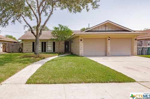 206 Pecos Dr, Victoria, TX 77904-3724
