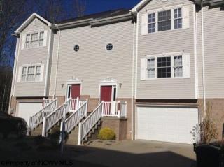 118 New Castle Dr, Morgantown WV  26508-4261 exterior