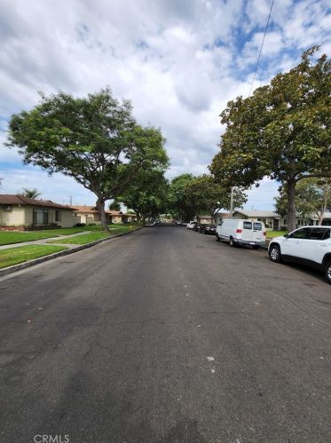 2109 Juno Ave, Anaheim CA  92804-4518 exterior