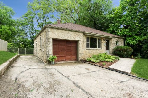 410 Jackson St, Barrington Hills, IL 60118