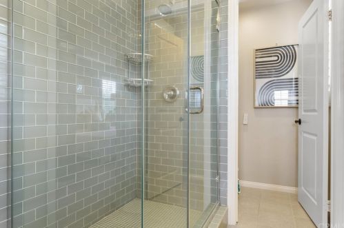 129 Pathway, Irvine CA  92618-8846 exterior