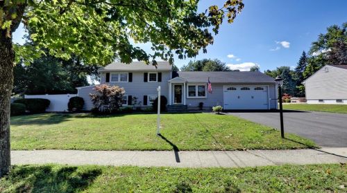 232 Woodruff Rd, Milford, CT 06461-2231
